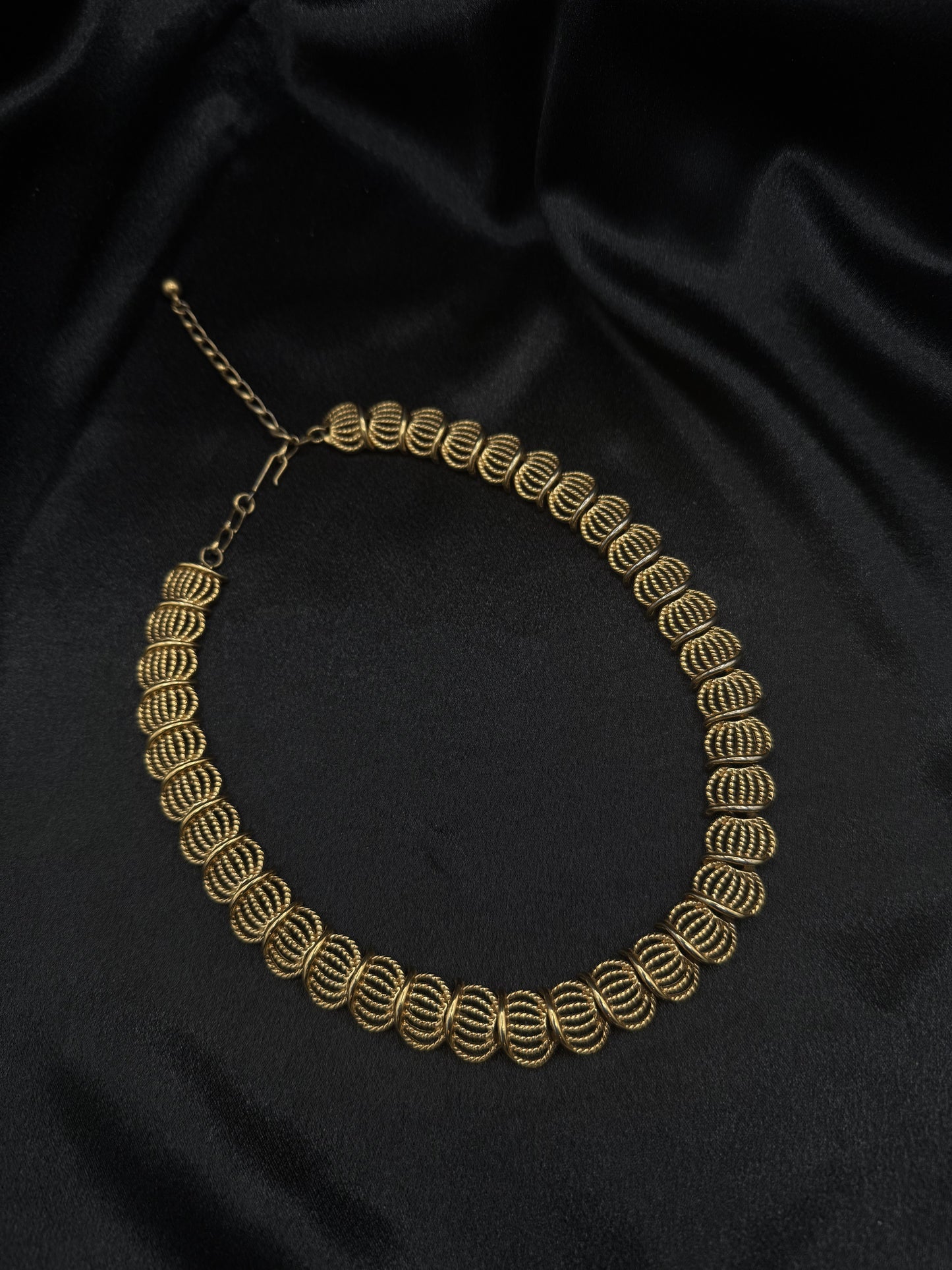 Velvet Armor Necklace and Bracelet Set - Vintage Napier