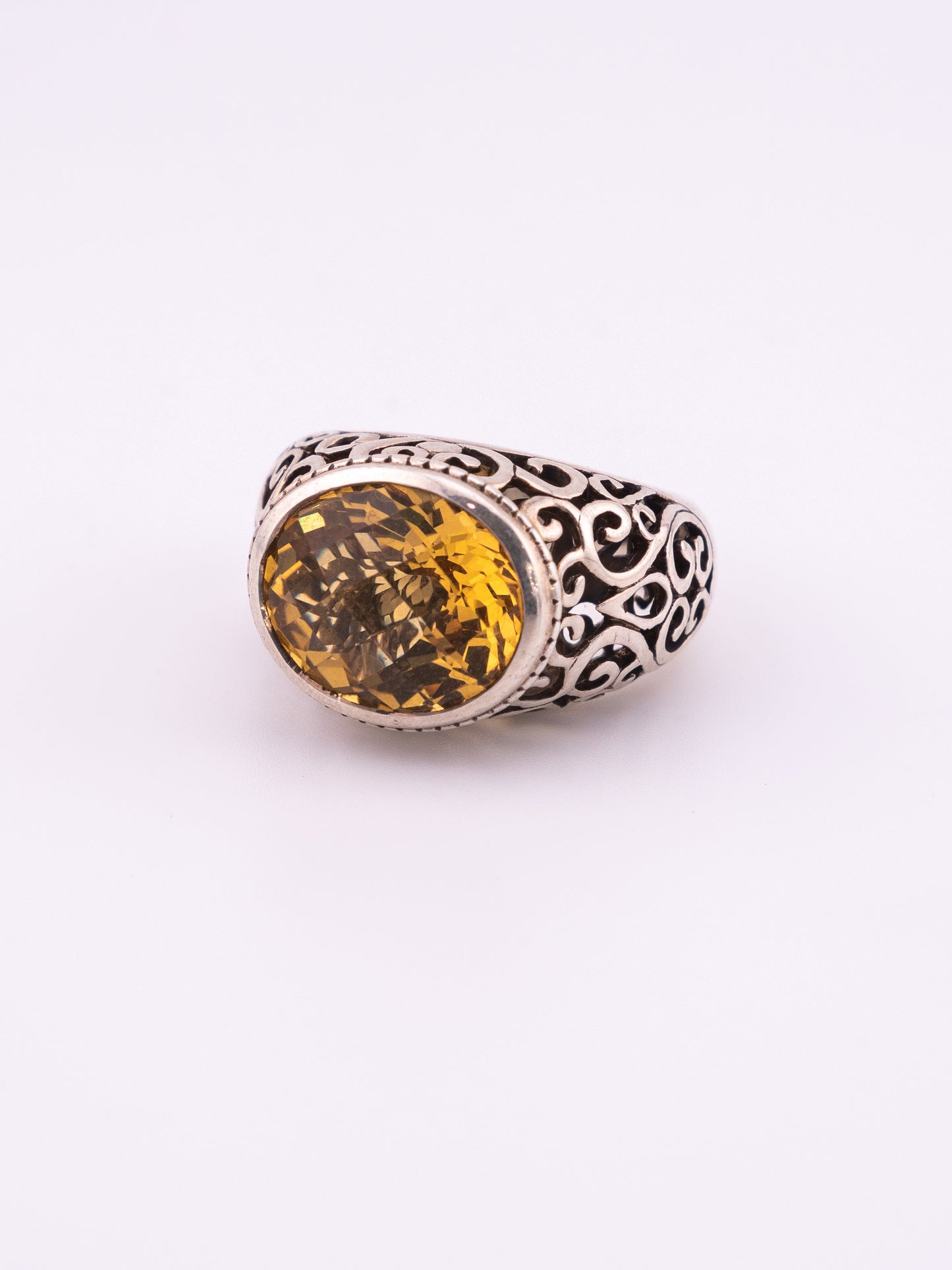 The Honey Oracle Ring