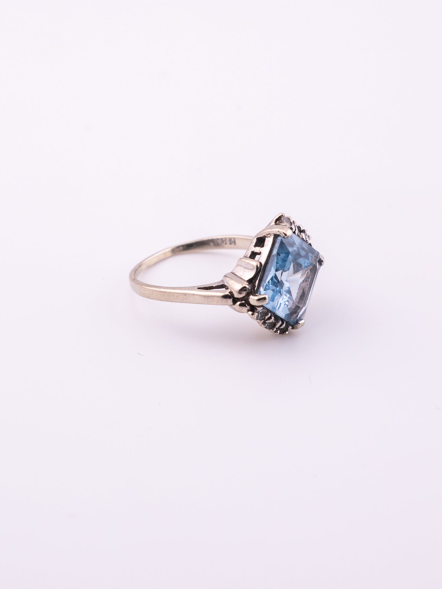 Ice Queen Ring