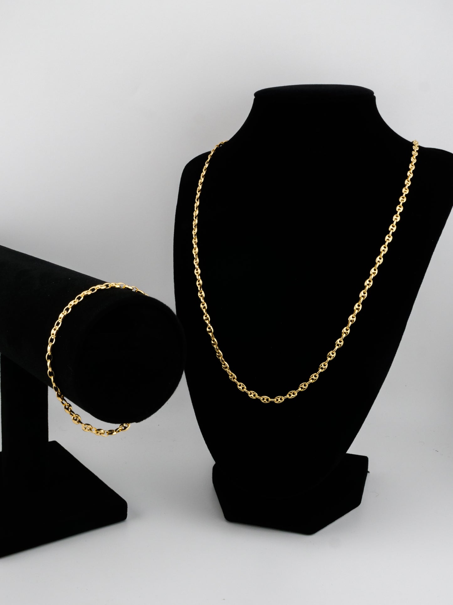 The Heirloom Anchor Set