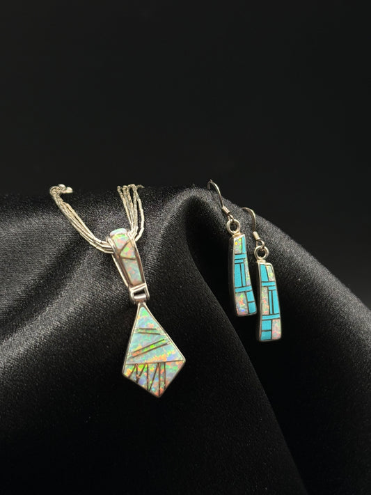 Twin Flame Horizon Necklace and Earring Set