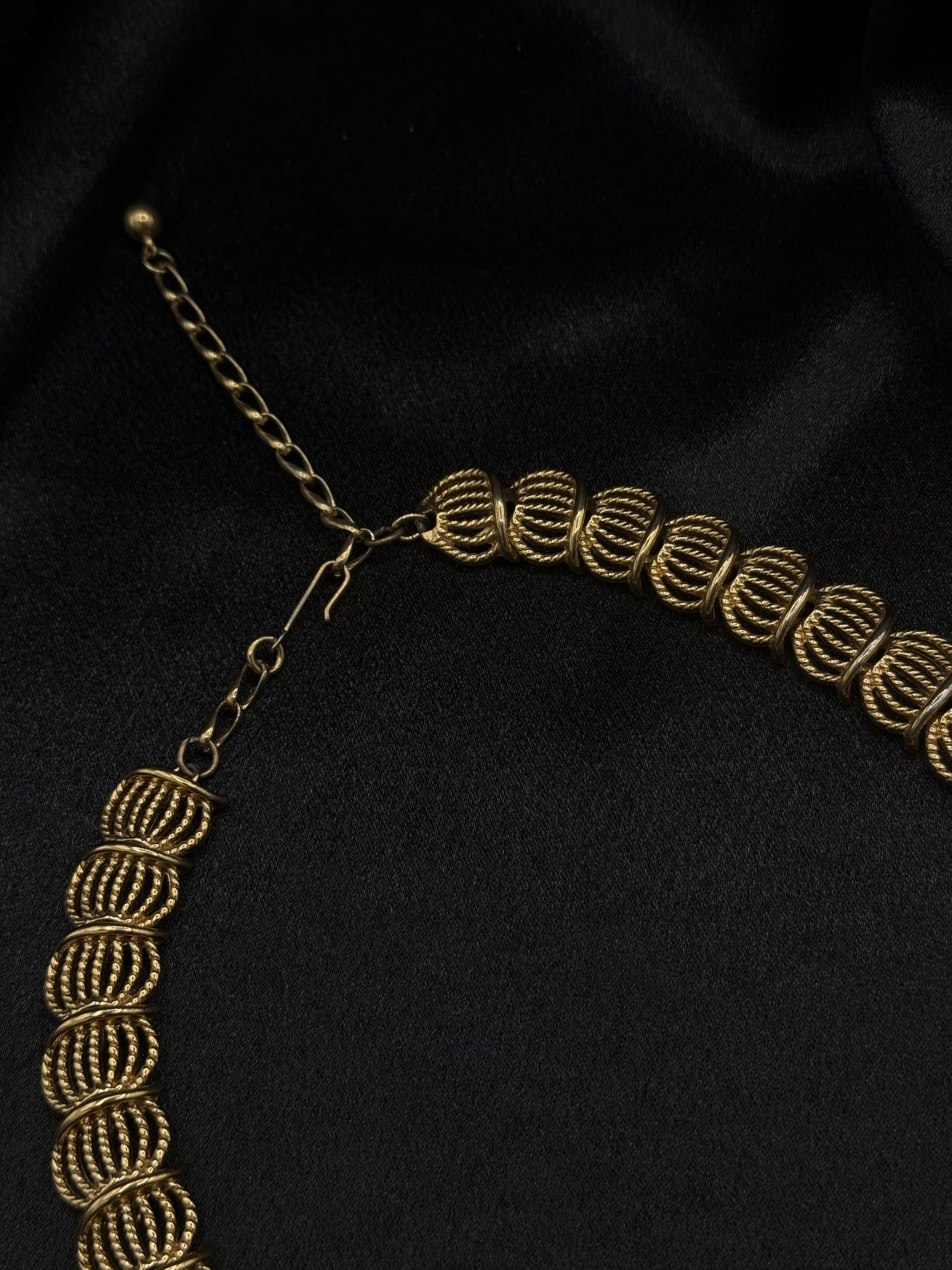 Velvet Armor Necklace and Bracelet Set - Vintage Napier