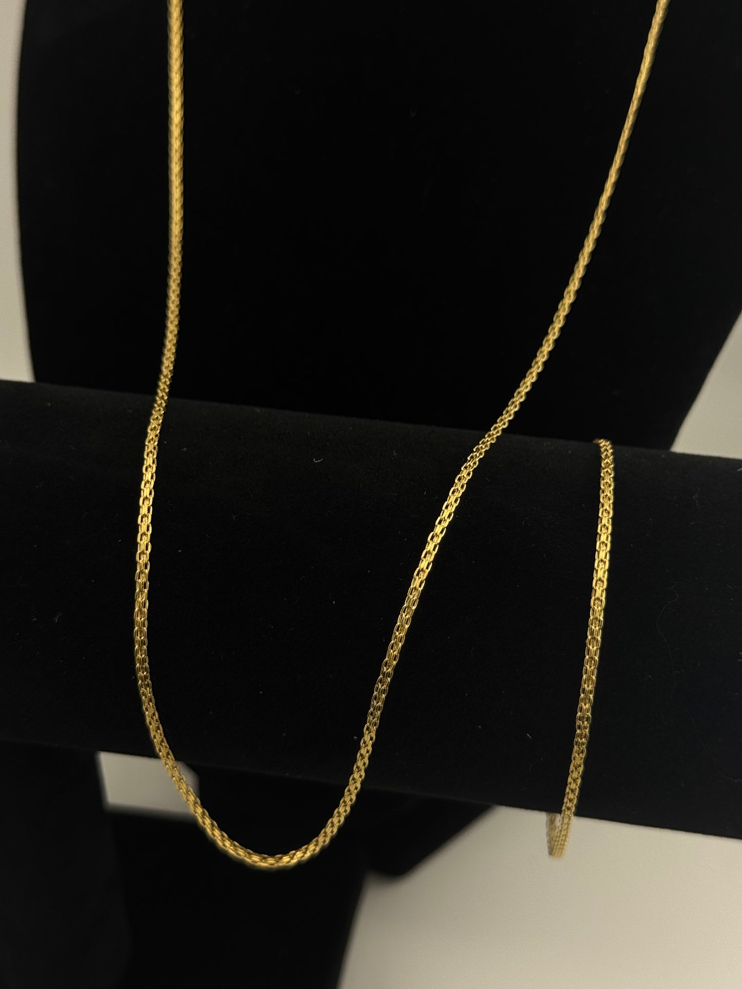 The Golden Ribbon Set