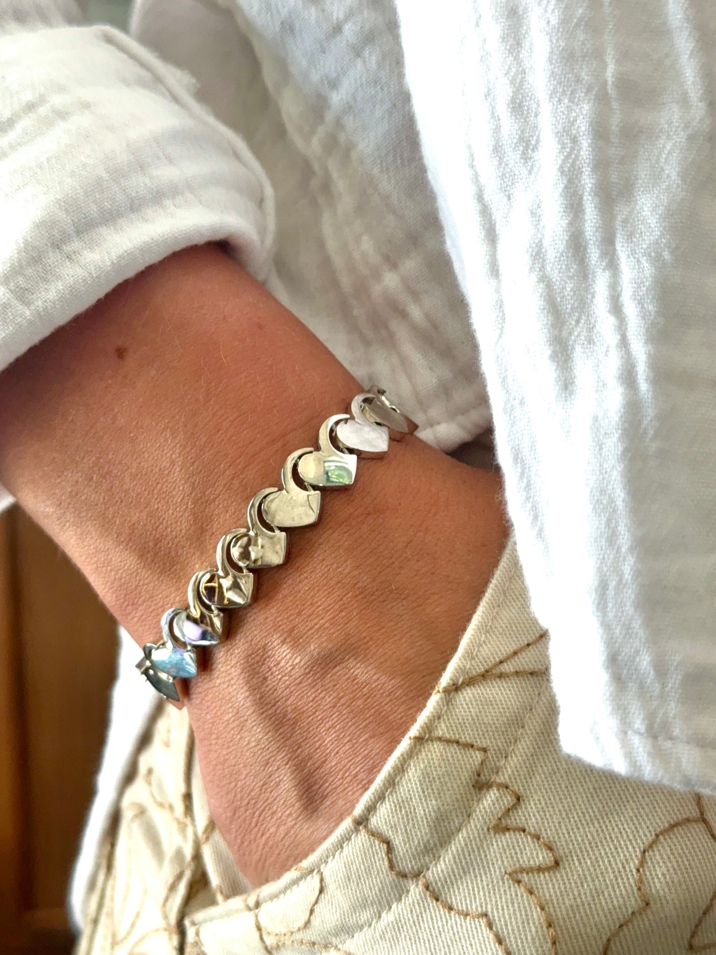 The Sweetheart Line Bracelet