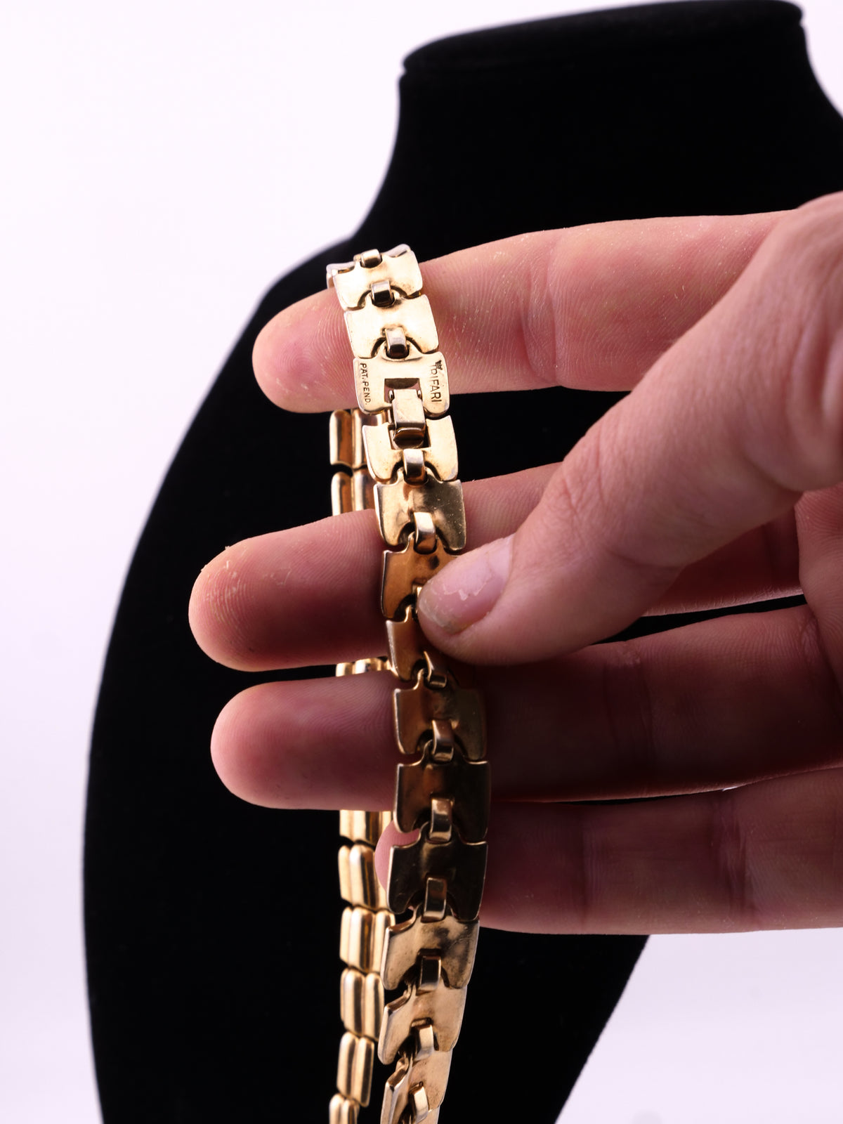 Golden Hour vintage Trifari rose gold tone barrel link collar necklace