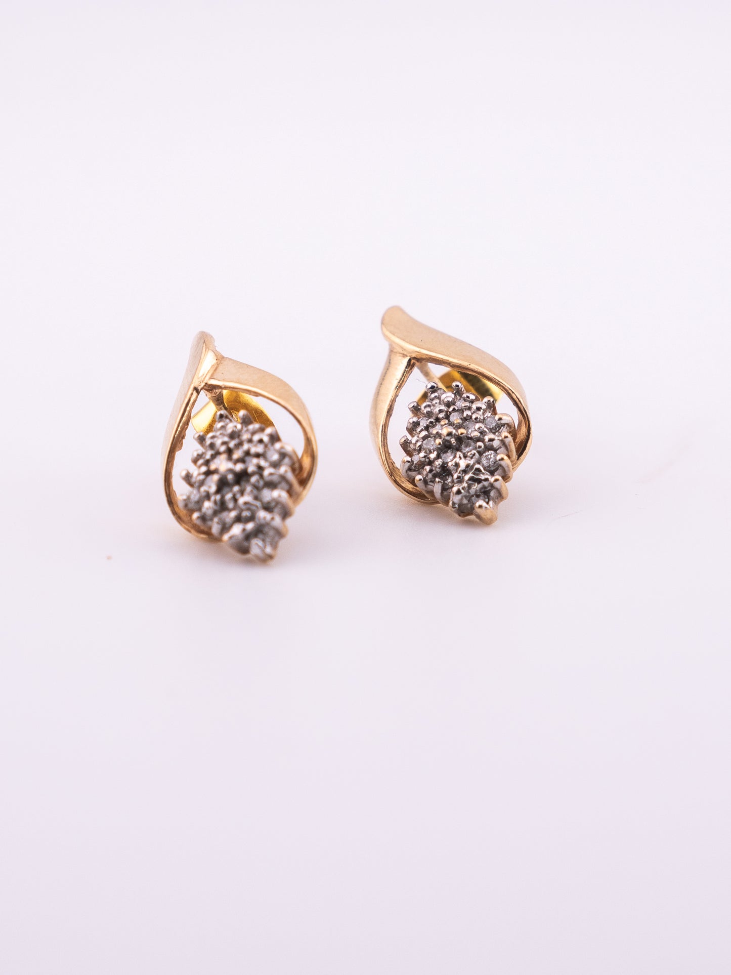 The Golden Flame Diamond Earrings