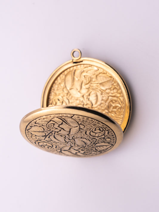 The Rosarium Locket